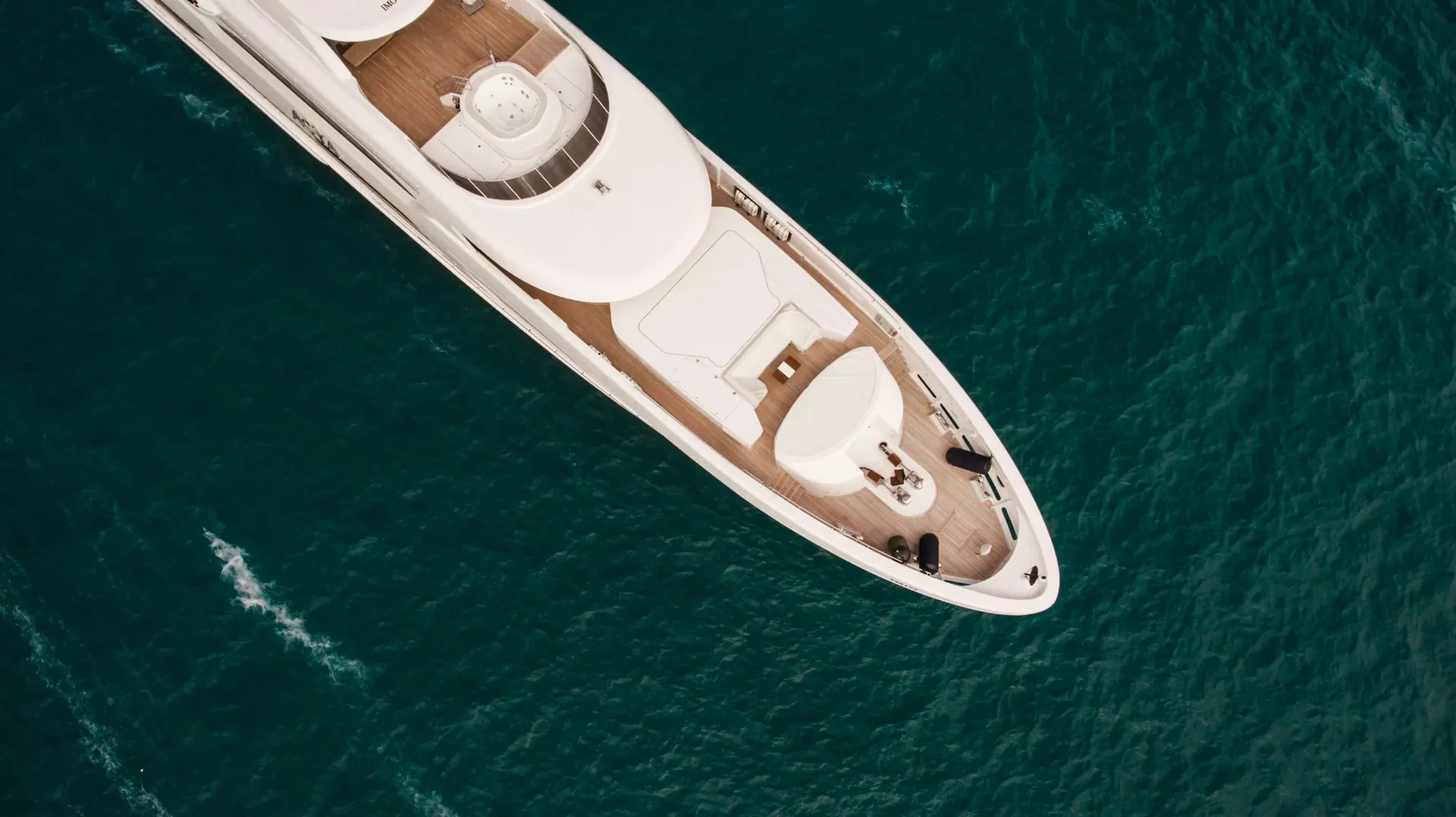 VIP Yacht Charter Marbella: Luxuriöser Segelspaß an der Costa del Sol