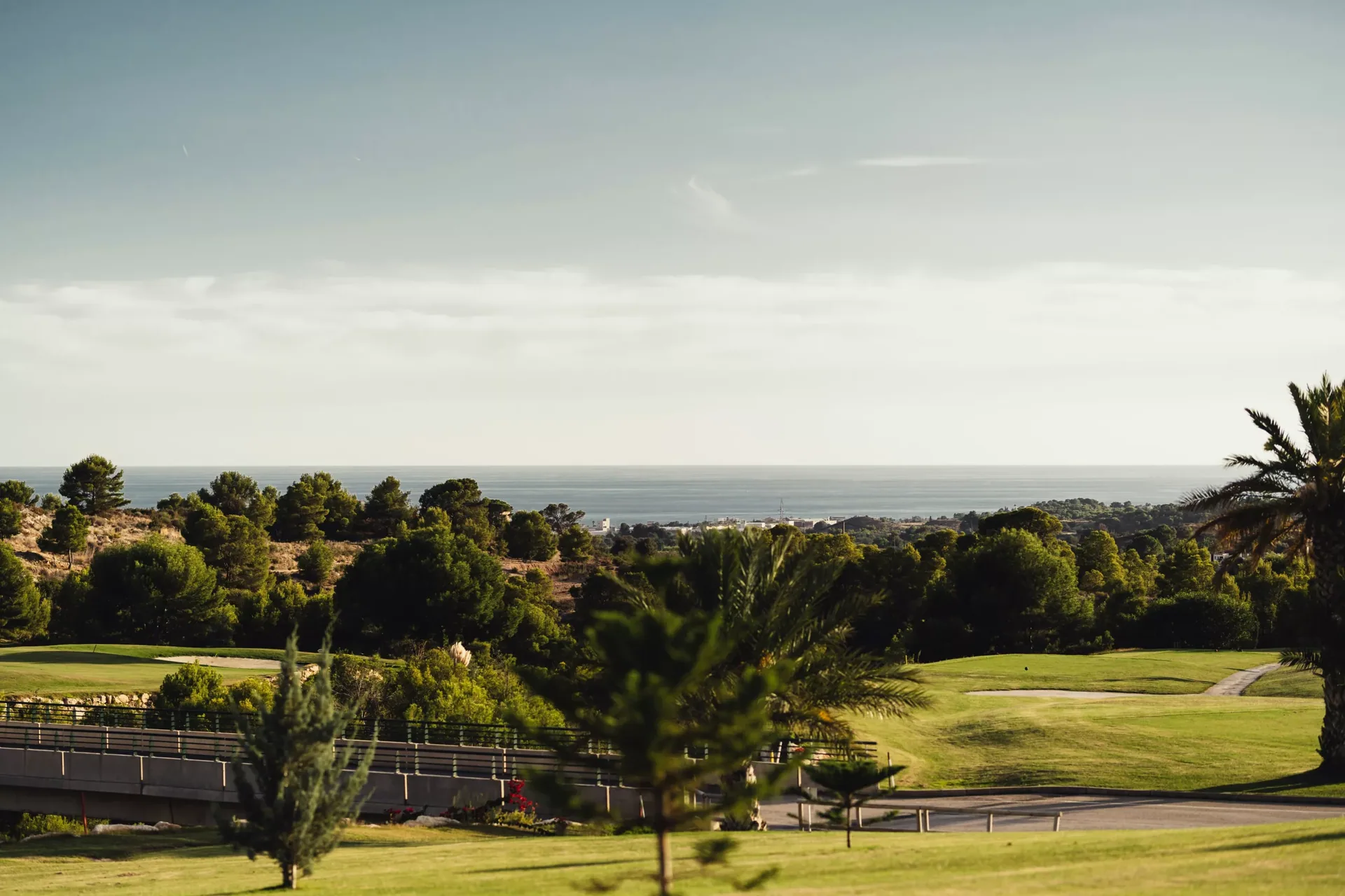 Luxus Golfreisen Spanien: Exklusive Golf-Erlebnisse in traumhafter Umgebung